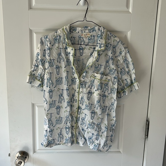 Roller Rabbit Sleepy Sloth Pajama Set - Picture 3 of 5